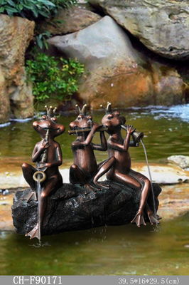Outdoor Polyresin Three Frogs Water Fountain Spitters dostawca